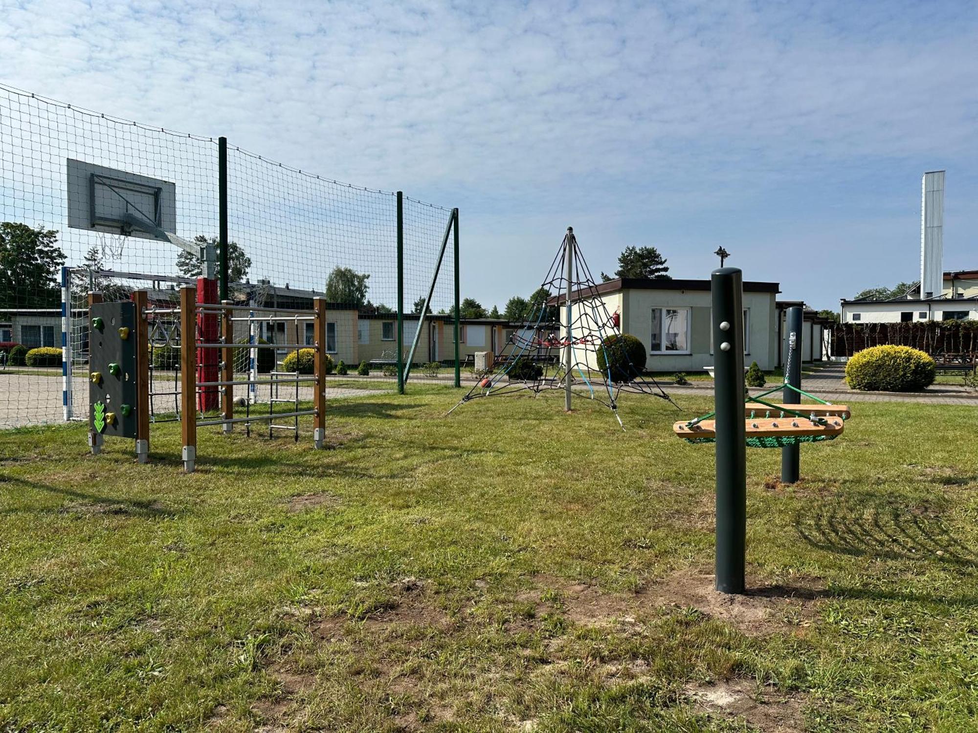 Ow Jaroszowiec Łazy Eksteriør billede
